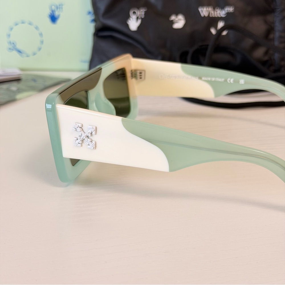 New! Off-White Mint and Beige Sunglasses, OERI069 5955, Authentic - Picture 6 of 9